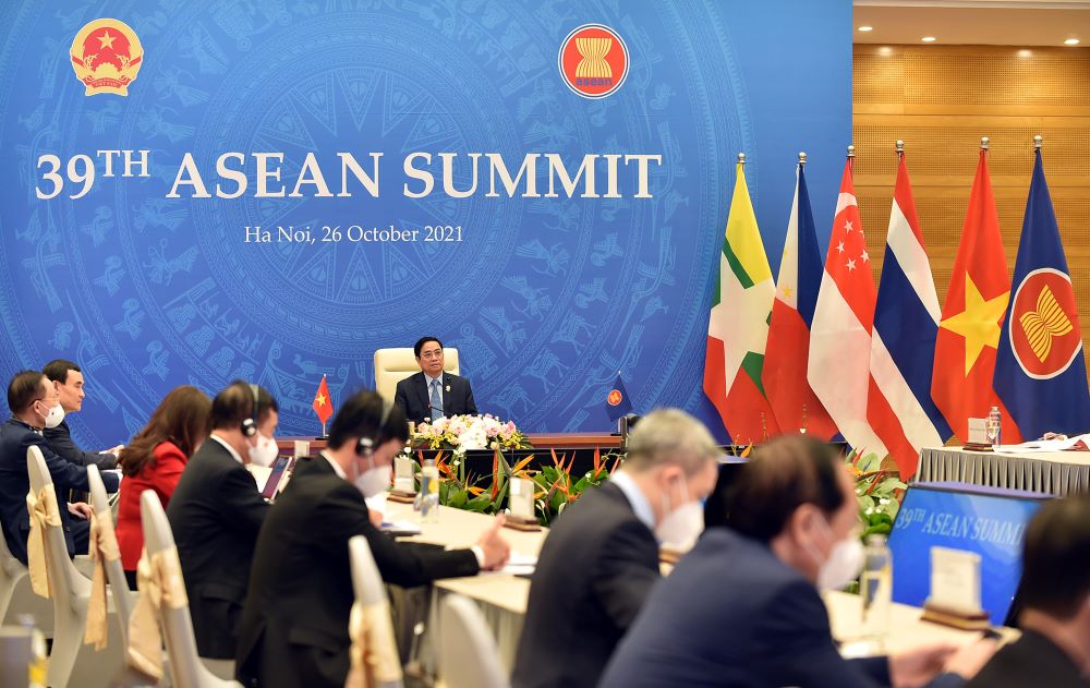 ASEAN needs to be firm in South China Sea issues: Hanoi 