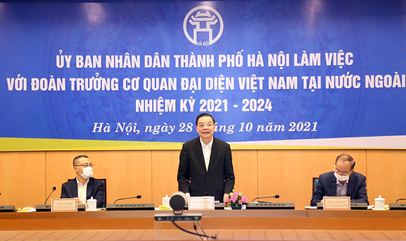 Hanoi seeks international cooperation for breakthroughs in development: Mayor