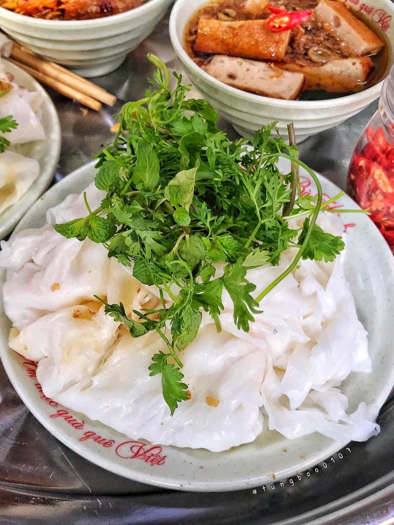 [Quintessence of Hanoi’s cuisine] “Banh Cuon Ba Hoanh”: Gorgeous decades-long delicacy of Hanoi