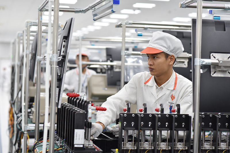 ICT industry sets 45% of Make in Vietnam products by 2025