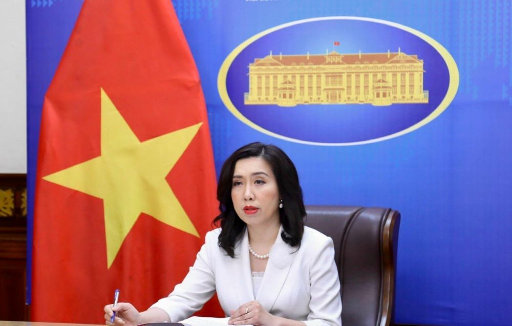 Vietnam protests US award to jailed citizen 