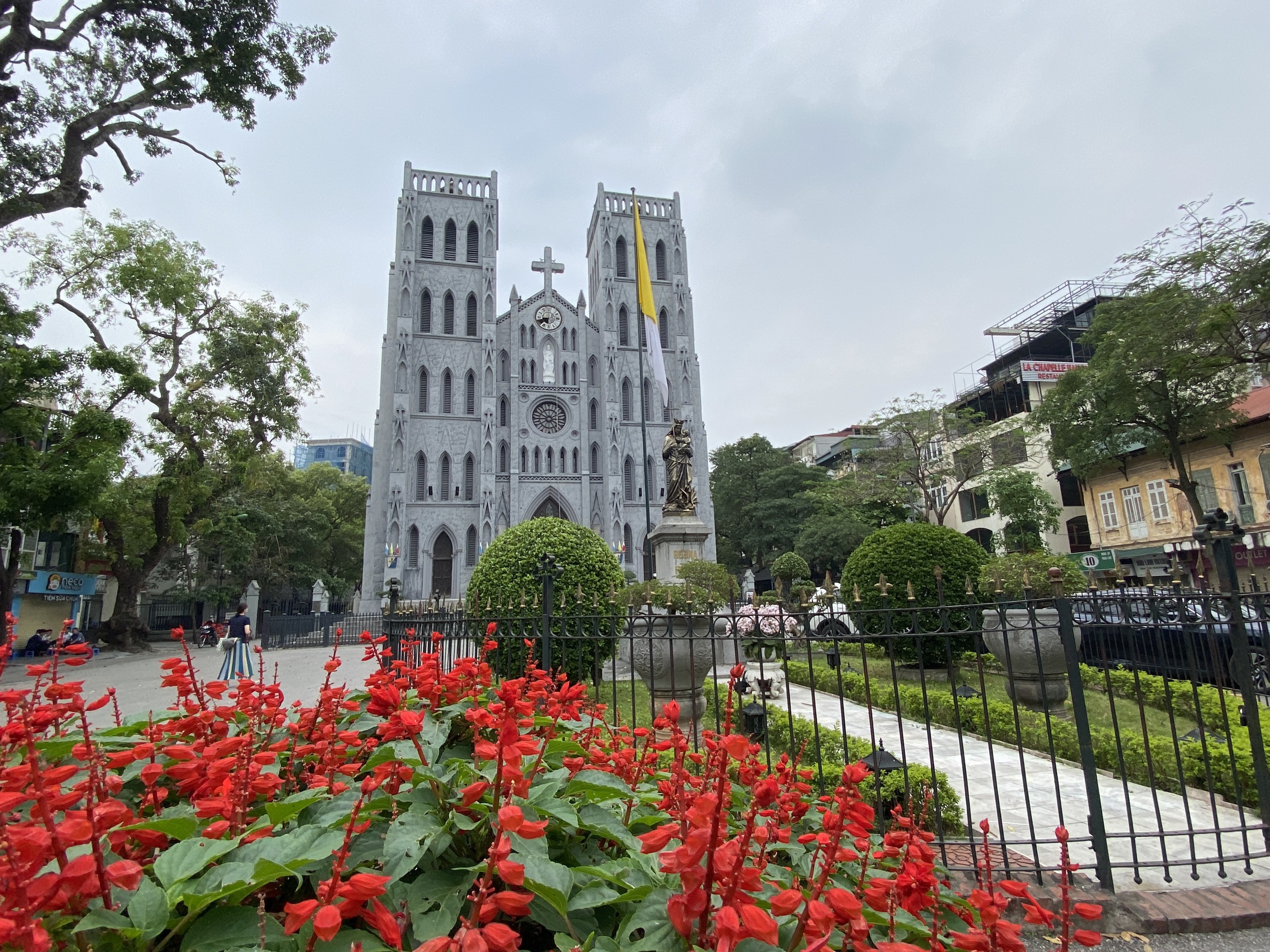 Hanoi's St Joseph's Cathedral gets facelift