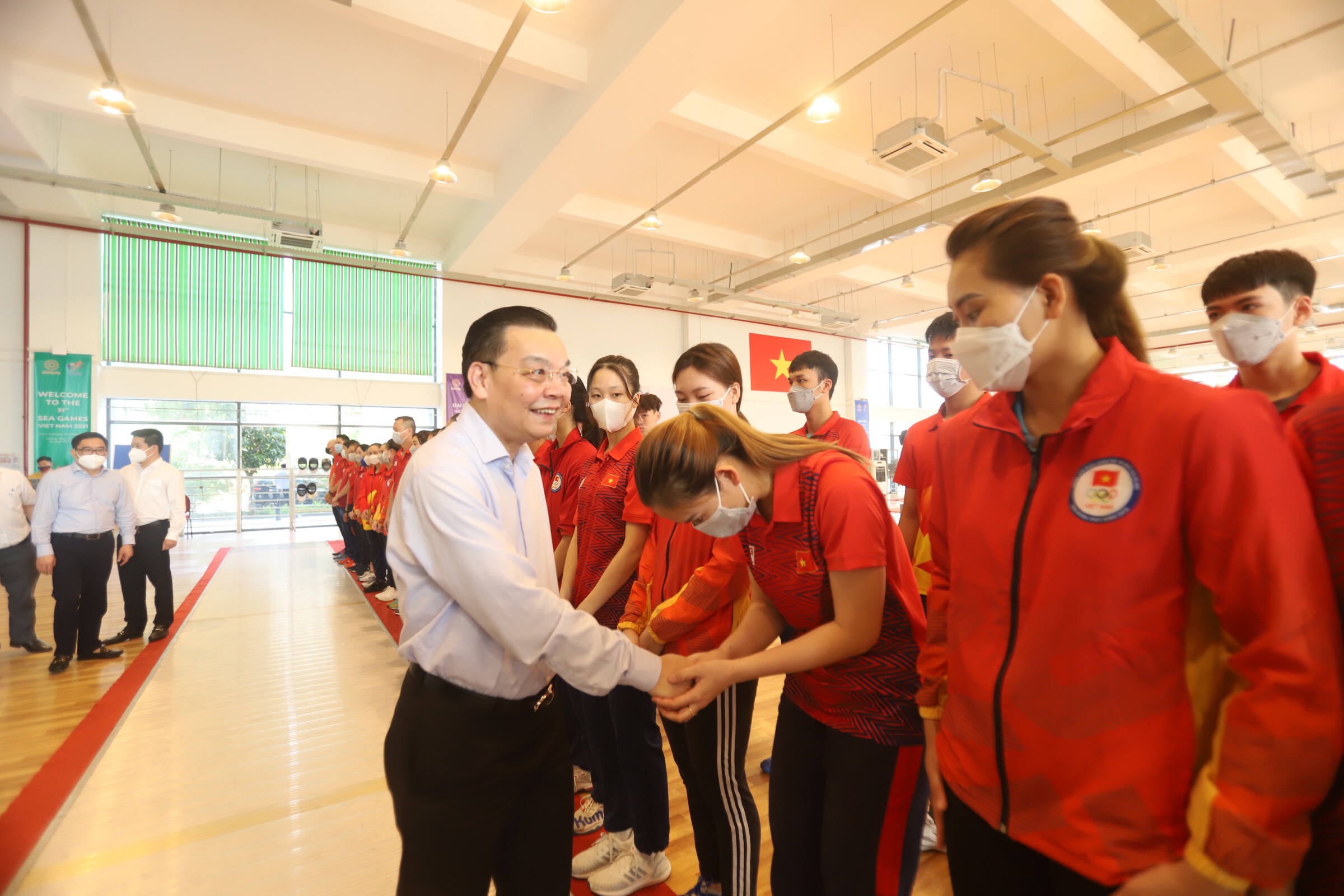 Hanoi's mayor inspects preparations for SEA Games 31