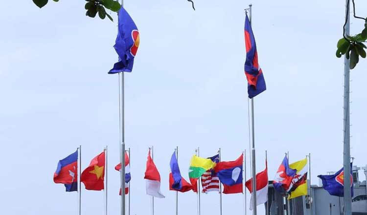 Vietnam calls for ASEAN’s central role in promoting peace, stability and prosperity