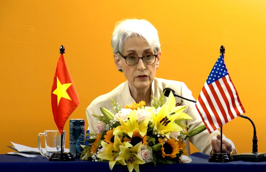 All countries could write own futures: Wendy Sherman 