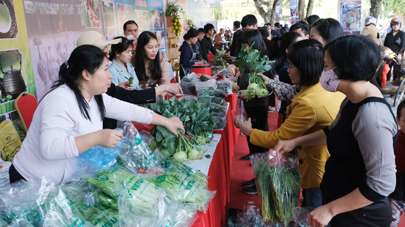 Hanoi strives to have another 400 OCOP products this year