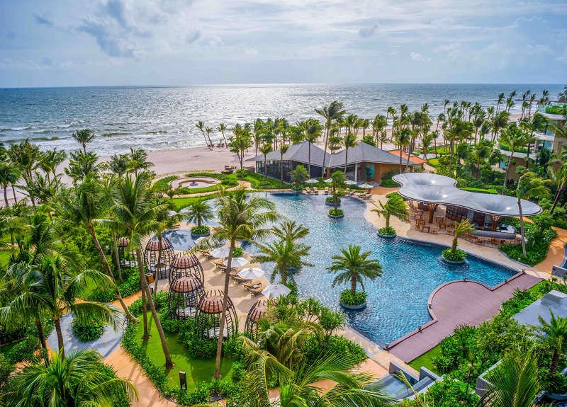 Travel + Leisure: Top 10 most beautiful luxury swimming pools in Vietnam