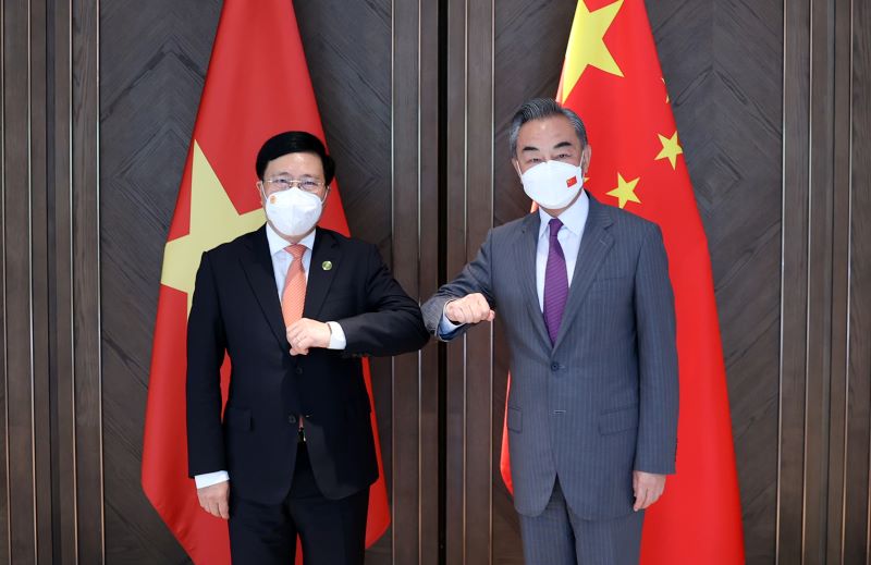 Vietnam demands China to respect its interests in South China Sea 