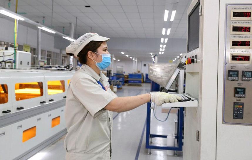 Vietnam’s manufacturing output continues an upward trend in July