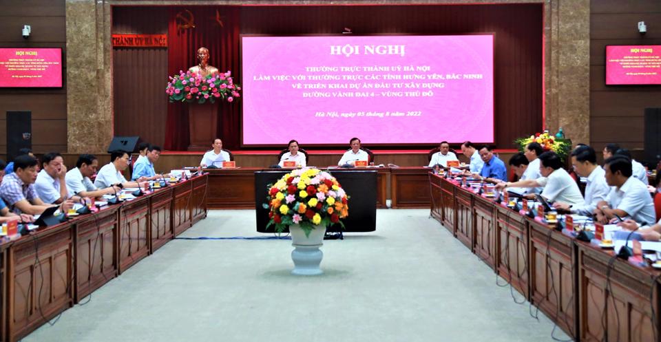 Hanoi eyes effective cooperation with neighboring provinces in Ring road No.4 project