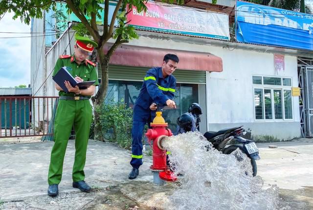 Hanoi in need of 6.800 fire hydrants