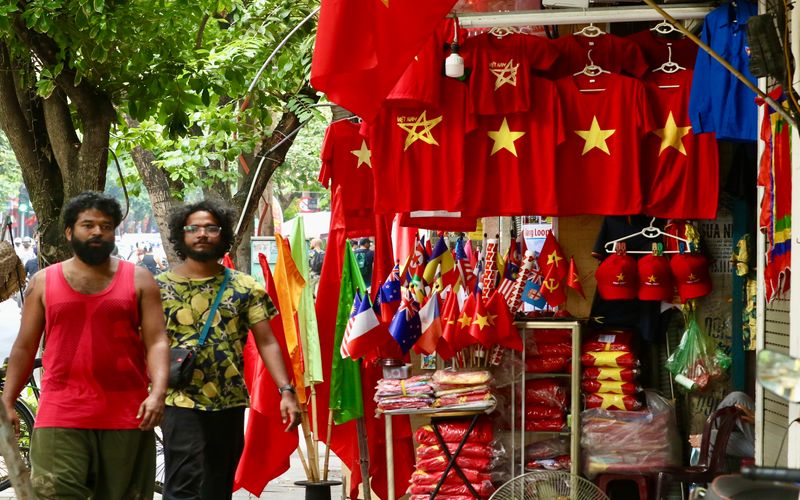 Hanoi's streets brightly decorated for National Day celebration