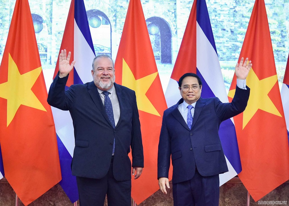 Cuban Prime Minister arrives in Vietnam, first visit outside Latin America