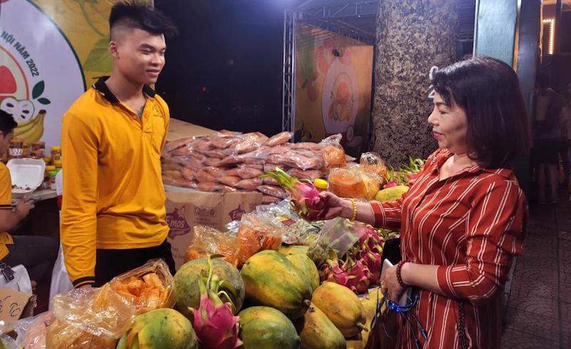 2022 Hanoi Fruit Festival to ensure supply for Tet