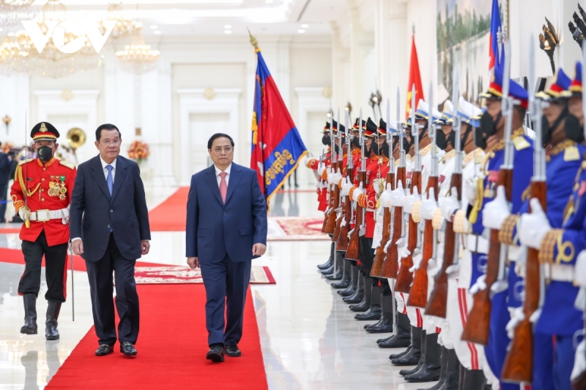 Vietnam, Cambodia in long-term, friendly partnership: Prime Ministers