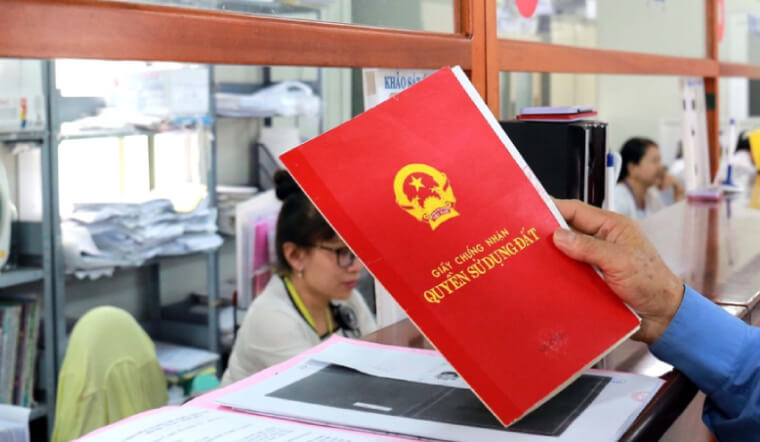 Hanoi shortens processing time for land-related administrative procedures