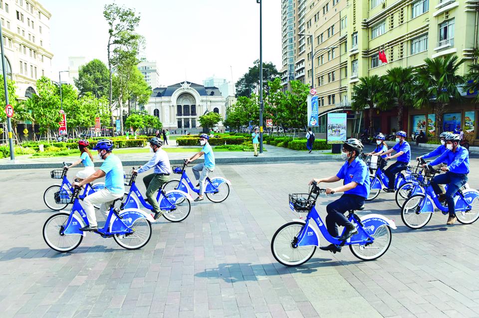 Hanoi to pilot public bicycle-sharing service in six metropolitan districts