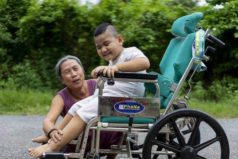 USAID will intensify life improvement of children with disabilities in Vietnam 