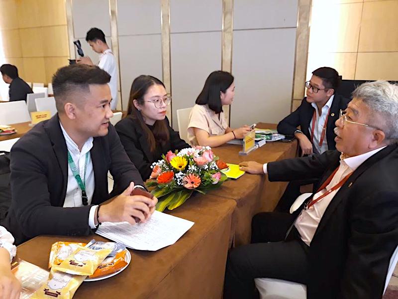 Hanoi, Singapore companies seek cooperation in sustainable areas