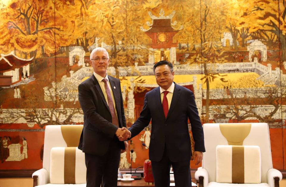 Hanoi, Toulouse deepen ties amid 12th Vietnam-France Decentralization Conference