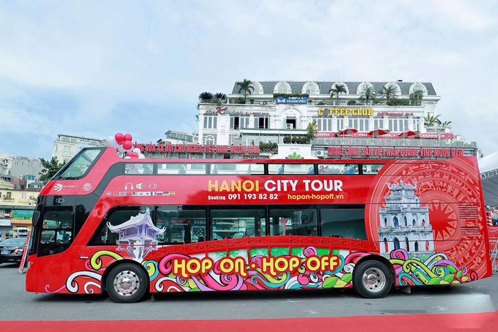 Hanoi Offers Free Double-decker Bus Tickets On Holiday