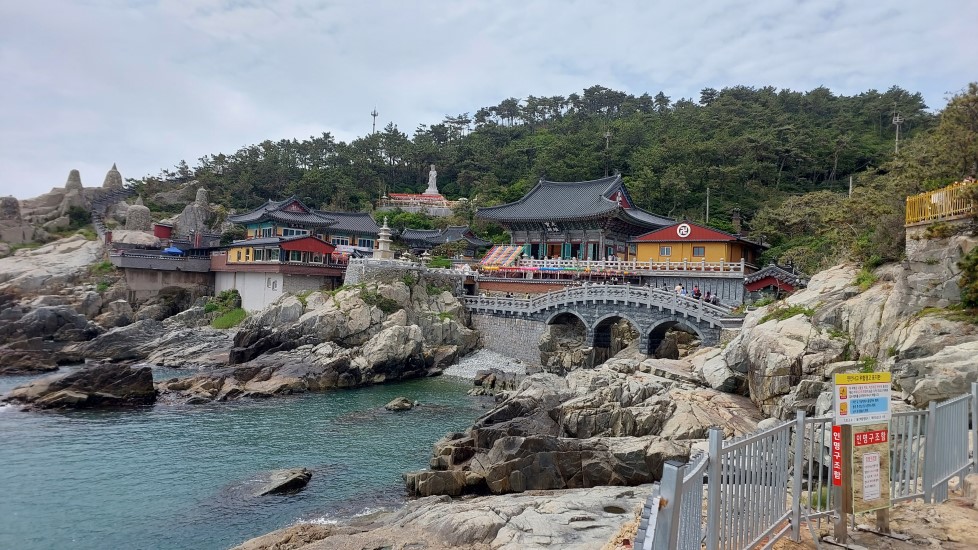 Haedong Yonggungsa Temple: Attraction for culture lovers