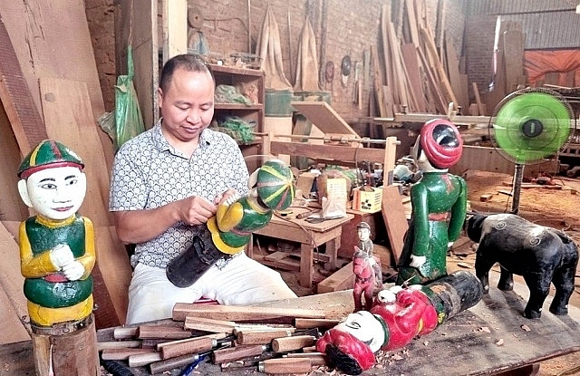 Hanoi commits to environmental protection in craft village development