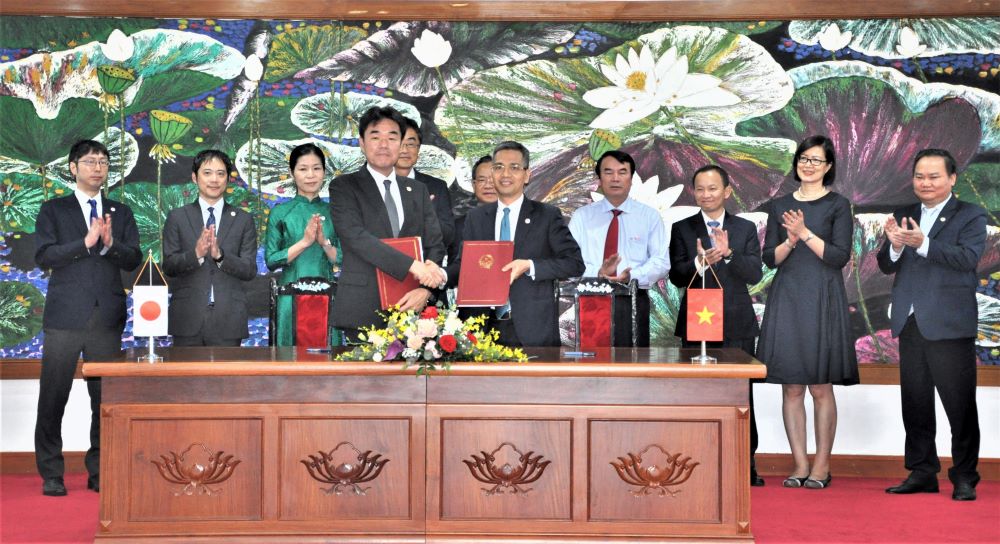 Japan provides US$422 million ODA loans to Vietnam 