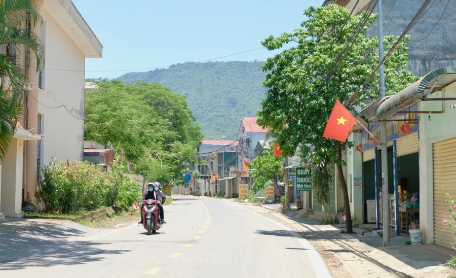 Quoc Oai contributes to transforming mountainous ethnic regions in Hanoi