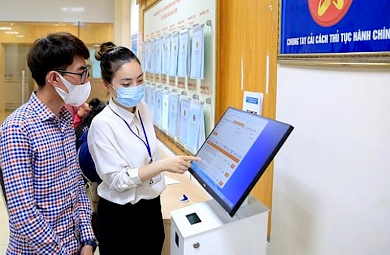 Hanoi waives fees for online public services until 2025