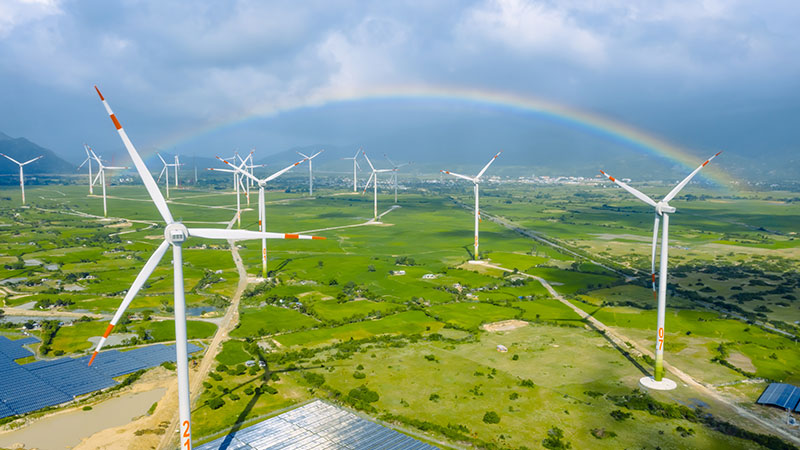 Vietnam's path away from fossil fuels as countries reach new step at COP28