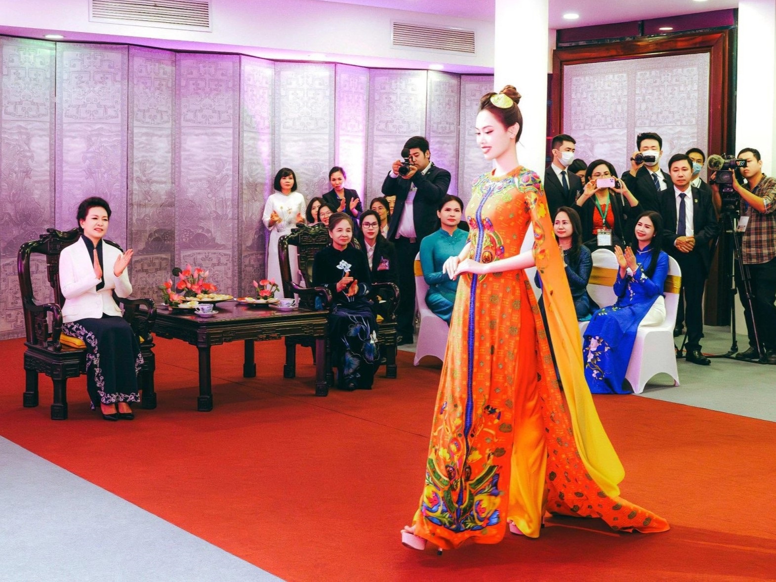 Gen Z director promotes Vietnamese culture with Ao dai