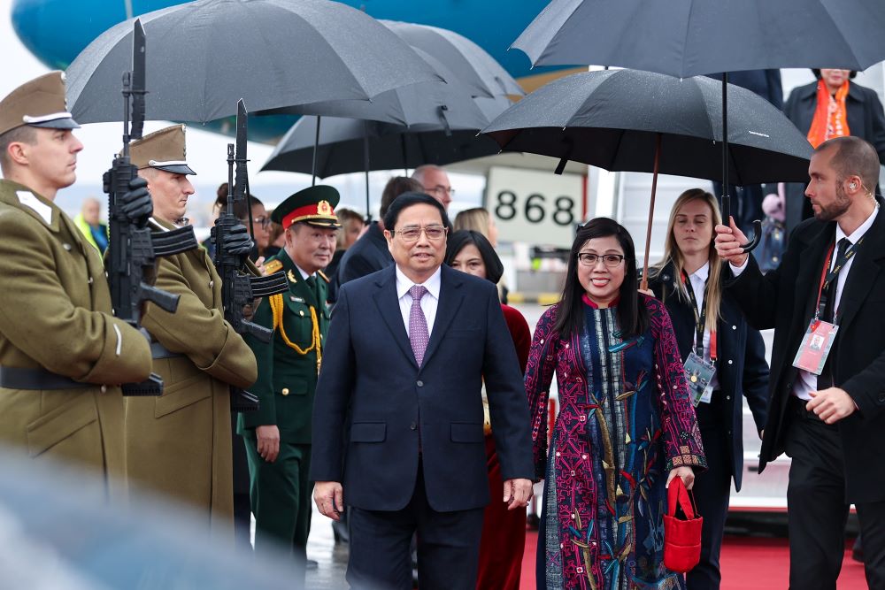 Vietnam’s Prime Minister arrives in Budapest for Hungary’s three-day visit