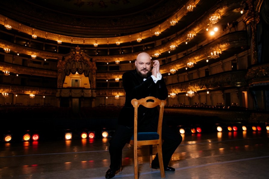 World-class singer Vladislav Sulimsky hits stage at Ho Guom Opera