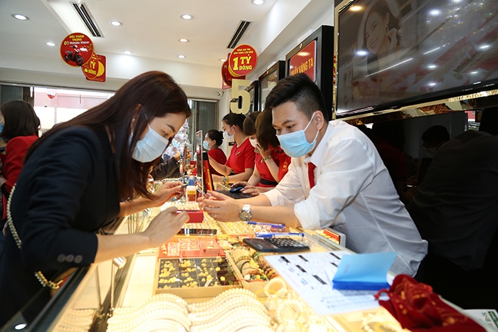 Vietnam's central bank to inspect gold trading practices