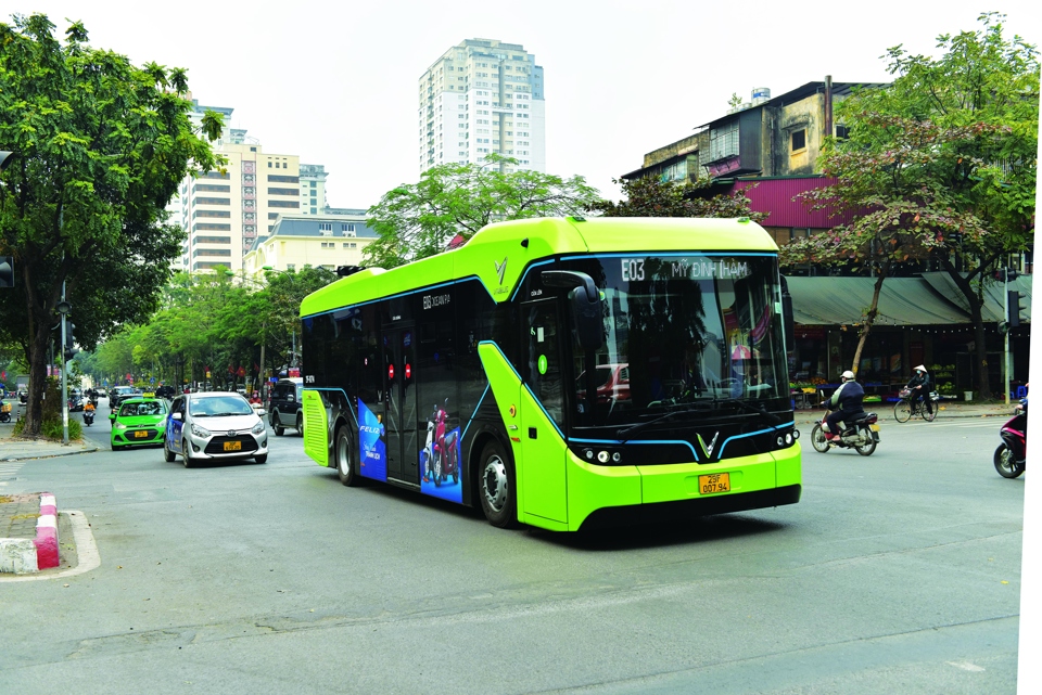 Hanoi takes steps towards green transport development