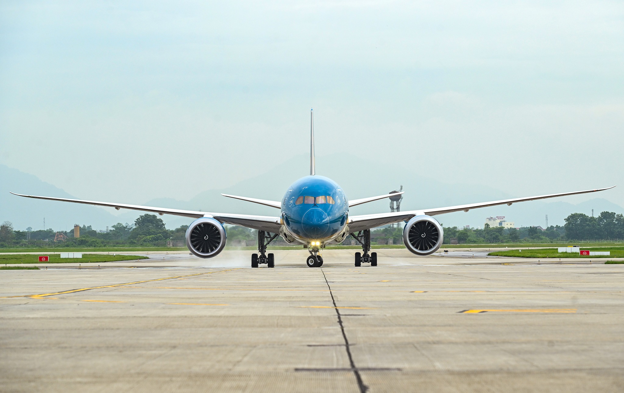 Vietnam Airlines posts 20% revenue growth in Jan-June, driven by strong international travel