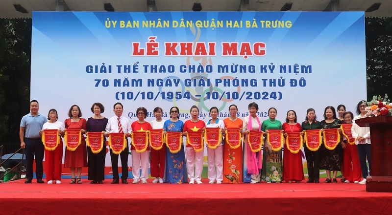 Sports events launched to commemorate Hanoi Liberation Day