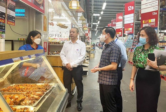 Hanoi pushes ahead with food safety enforcement