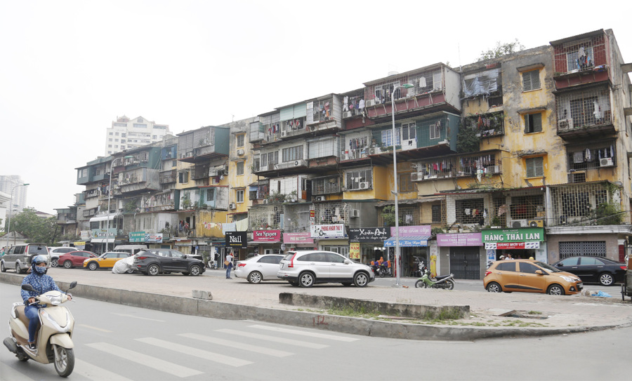 Hanoi presses ahead with renovation of old housing stock