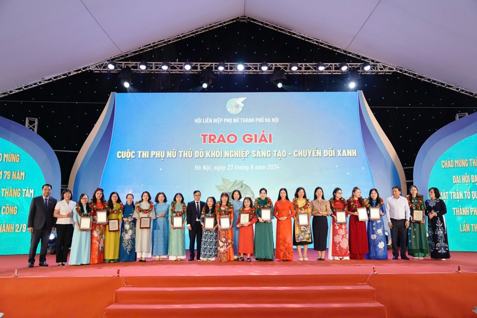 Hanoi honors projects supporting female startups