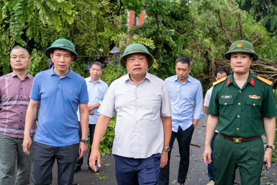 Hanoi chairman oversees recovery efforts following typhoon Yagi