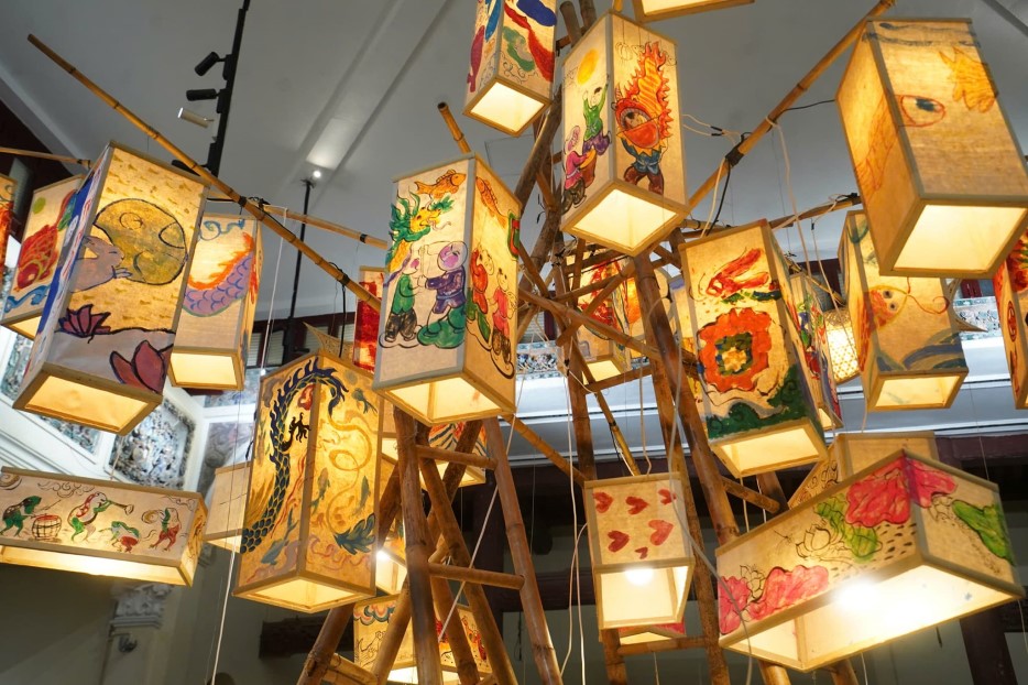 Mid-Autumn Festival-inspired art on display in Hanoi's Old Quarter