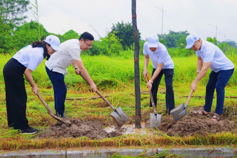 Clean Up the World campaign gets Hanoi's response