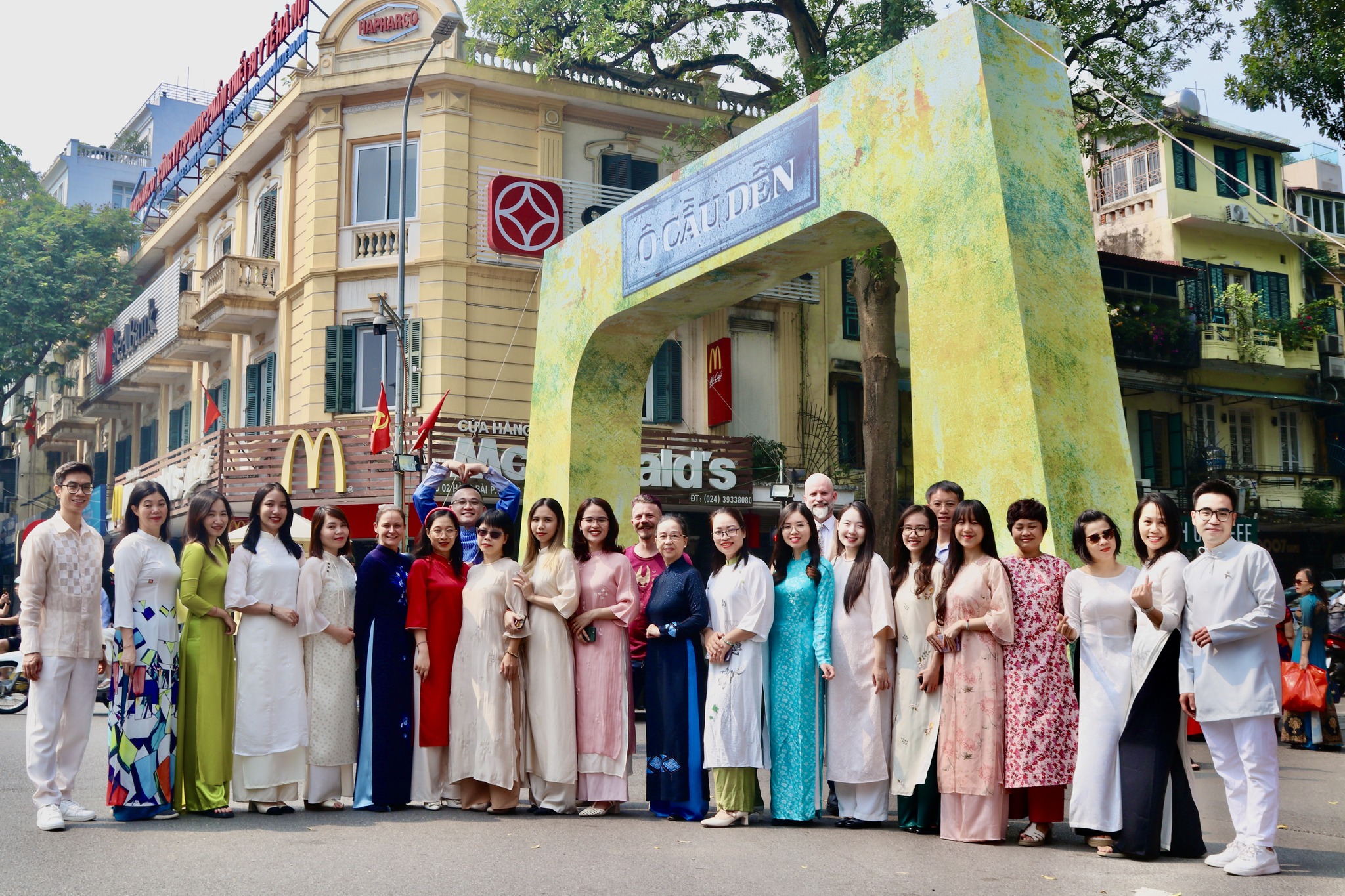 Diplomatic missions celebrate Hanoi's Liberation Day