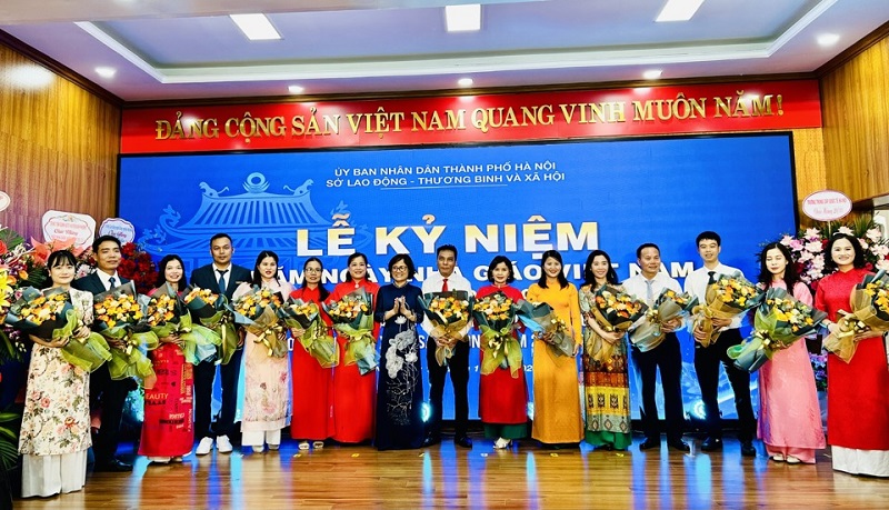 Hanoi commends outstanding individuals in vocational education