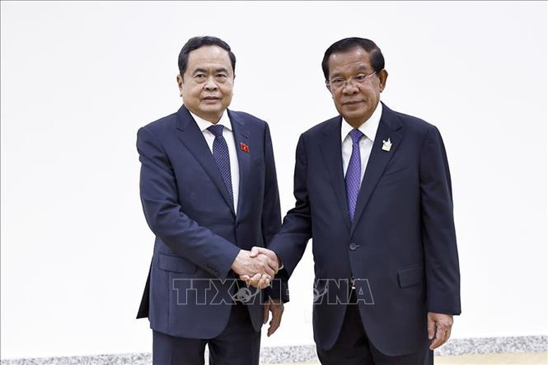 Vietnam, Cambodia commit to strengthening ties amid growing global challenges