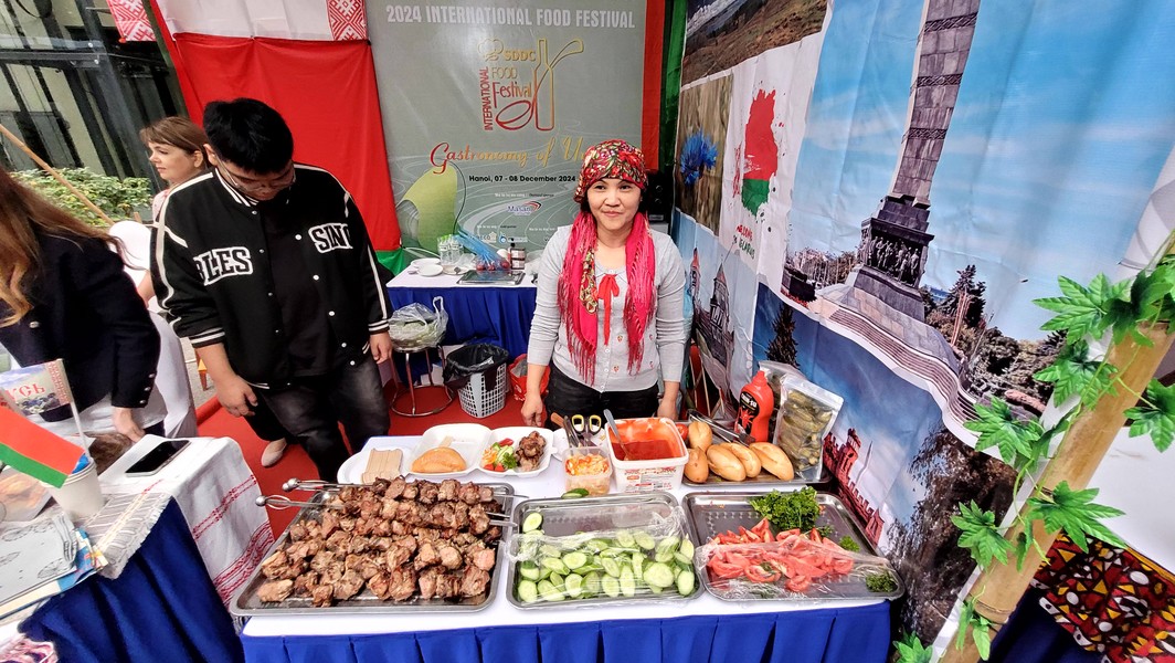 International Food Festival 2024: Culinary flavors bond friendship