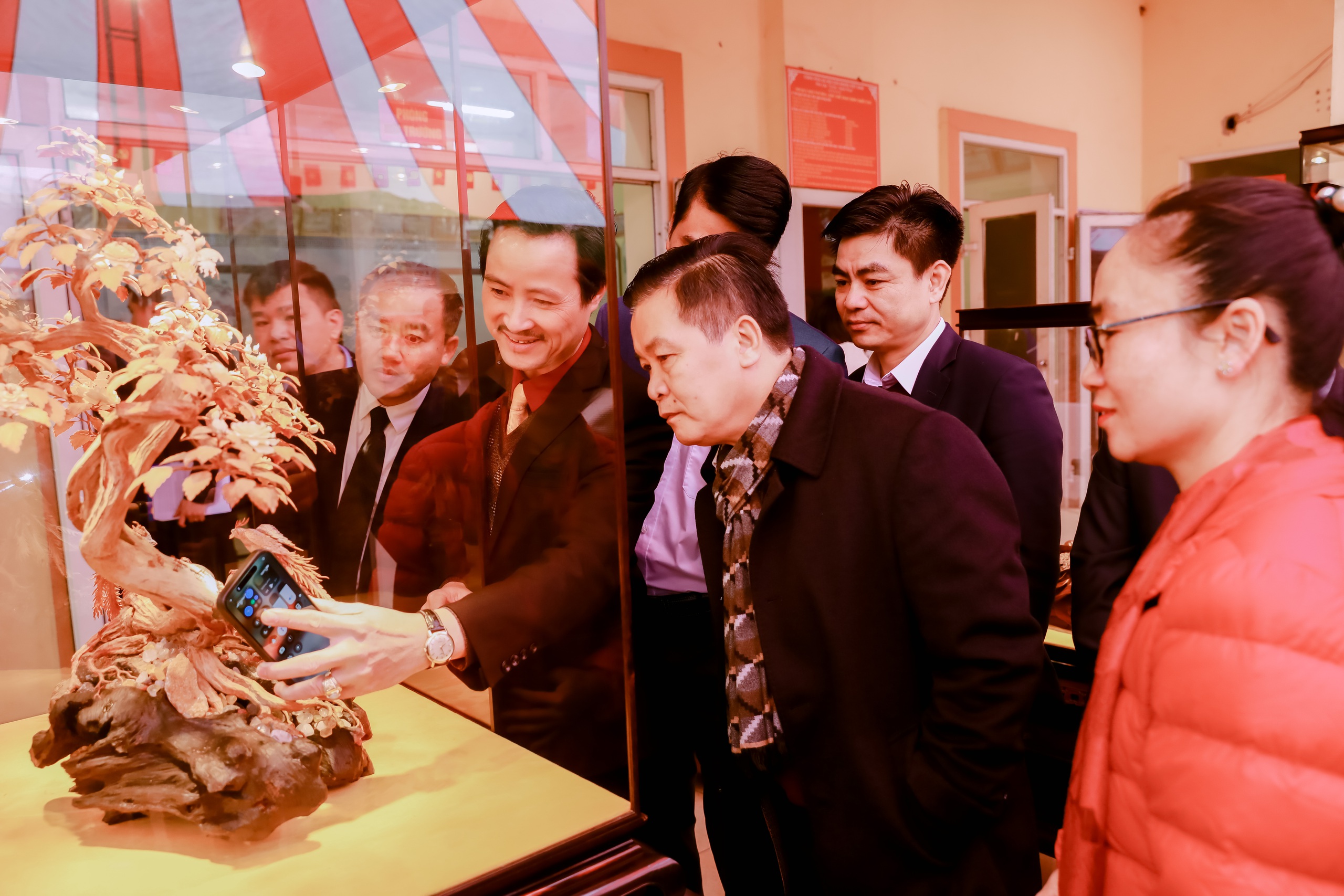 “Essence of Van Ha Wooden Crafts” Tourism Week opens