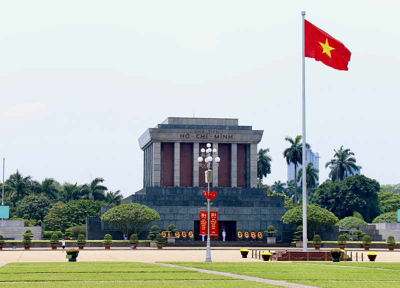 Ho Chi Minh Mausoleum suspends visits for yearly maintenance